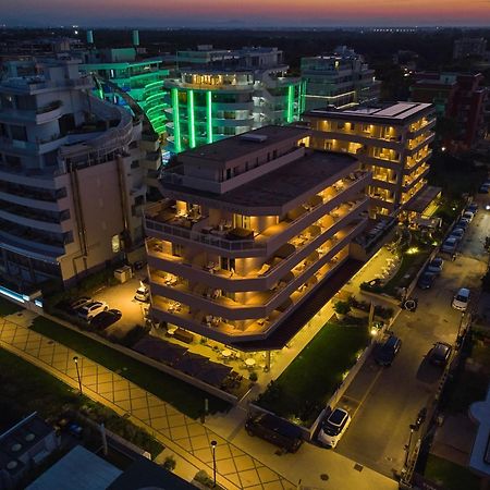 Bellettini Hotel ميلانو ماريتيما المظهر الخارجي الصورة