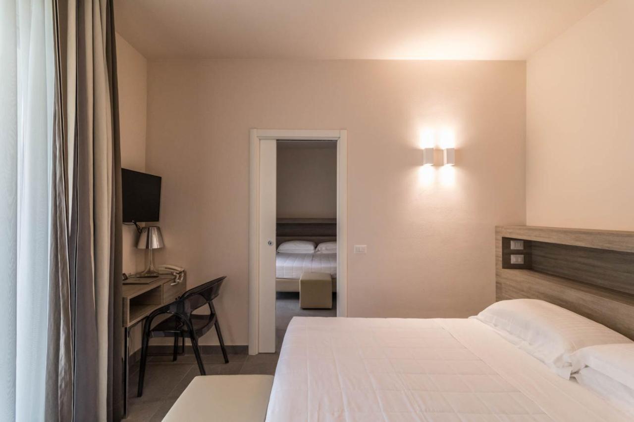 Bellettini Hotel ميلانو ماريتيما المظهر الخارجي الصورة
