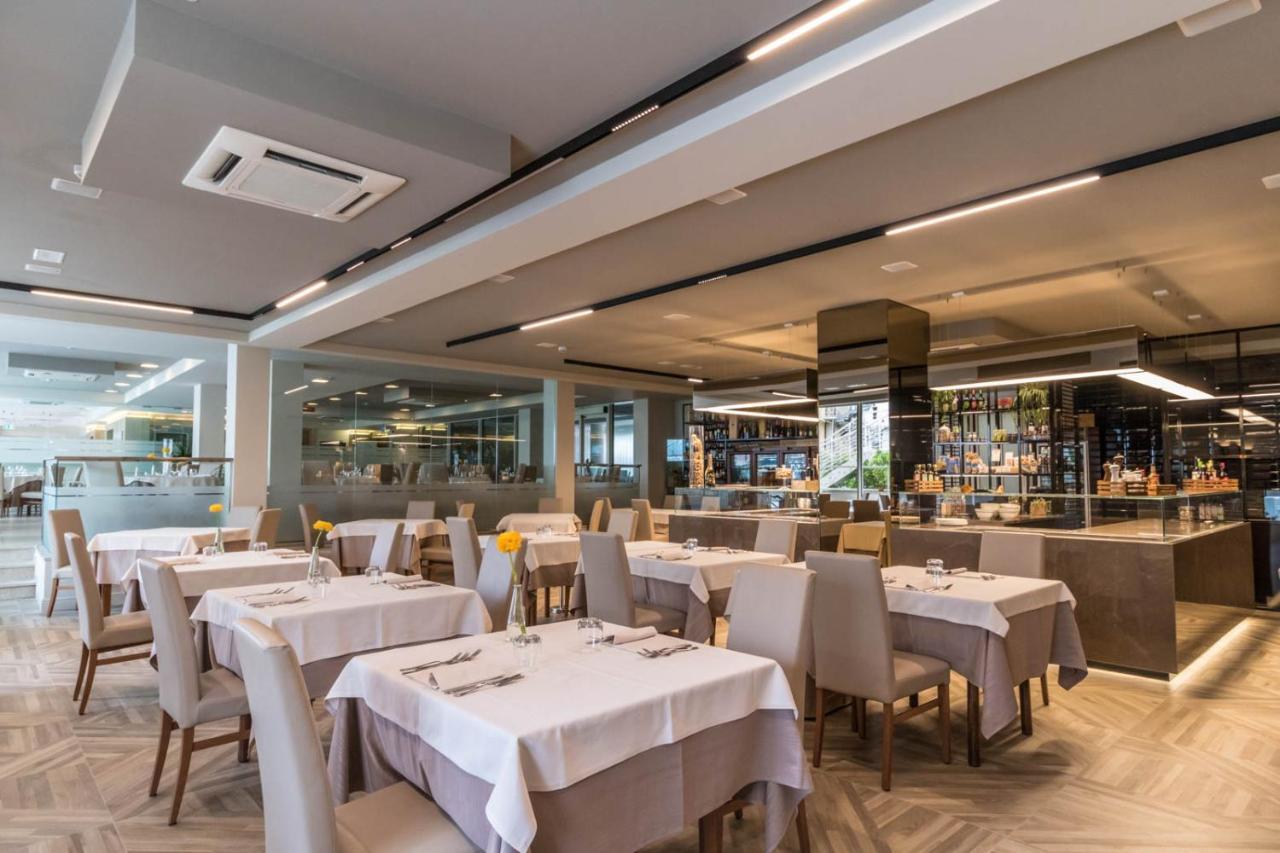 Bellettini Hotel ميلانو ماريتيما المظهر الخارجي الصورة